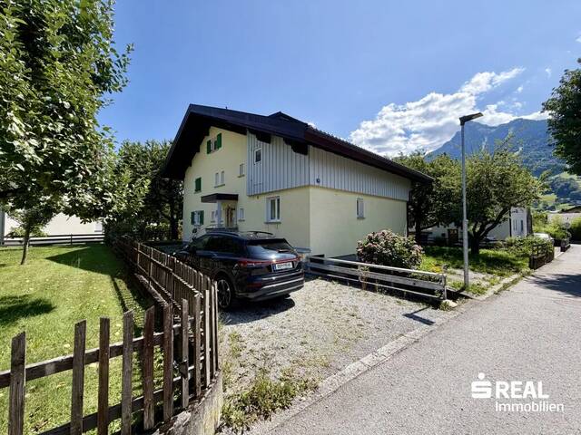 Immobilie in Schruns - Großzügiges Einfamilienhaus mit tollem Garten in ruhiger Lage - Bild 2