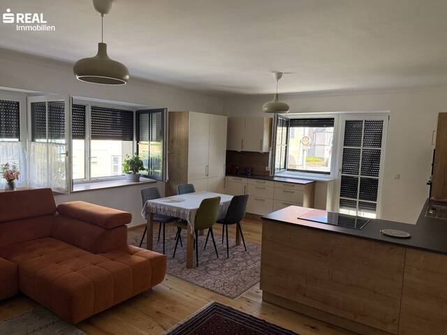Immobilie in Weistrach - Generalsanierte 3-Zimmer-Wohnung mit Terrasse, Garage & Lift - Bild 2