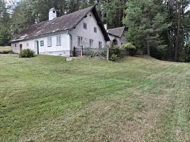 Immobilie in Groß Gerungs - Waldviertel gepflegtes Ferienhaus - Historischer Dreiseithof BJ 1790 mit gepflegtem Garten - Bild 0
