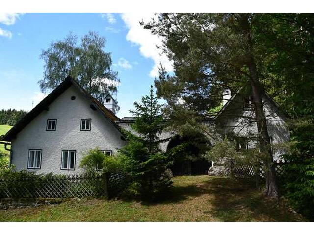 Immobilie in Groß Gerungs - Waldviertel gepflegtes Ferienhaus - Historischer Dreiseithof BJ 1790 mit gepflegtem Garten - Bild 4