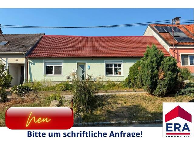 Immobilie in Neuruppersdorf - Historisches Bauernhaus mit großem Grundstück, Innenhof und ca. 320 m² Neben- & Stellflächen - Bild 3