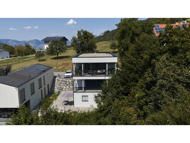Immobilie in Fraxern - Attraktives Mehrfamilienhaus als Kapitalanlage mit Eigennutzungspotenzial in Fraxern - Bild 1
