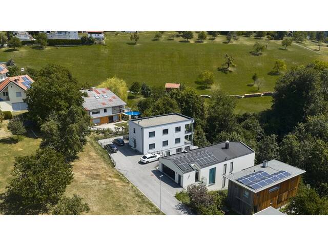 Immobilie in Fraxern - Attraktives Mehrfamilienhaus als Kapitalanlage mit Eigennutzungspotenzial in Fraxern - Bild 2