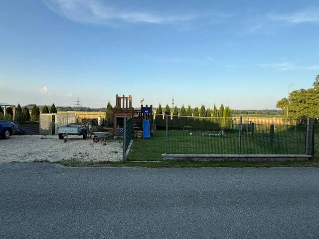 Immobilie in Burgkirchen - Provisionsfreies, kernsaniertes Einfamilienhaus mit 980 m² Grundstück und Wärmepumpe - Bild 3