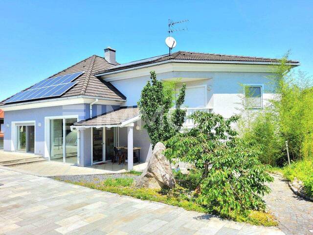 Immobilie in Wolfern - Wohnerlebnis mit Pool, Gartenhaus, Naturnah-Stadtnah; Wolfern - Bild 0