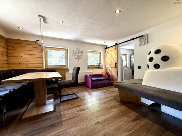 Immobilie in Tobadill - Attraktiver neuer Kaufpreis! Am Eingang des Paznauntals - Saniertes Haus mit Ferienwohnung & Potenzial - Bild 3