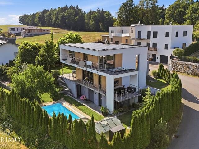Immobilie in Arbing - Exklusives Einfamilienhaus mit Panoramablick, Salzwasserpool, Photovoltaik und hochwertiger Ausstattung in Arbing bei Perg - Bild 0