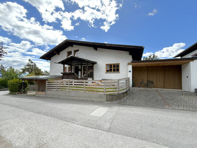 Immobilie in Wildermieming - Ruhig gelegenes Mehrfamilienhaus mit drei Einheiten und Garten - Bild 1