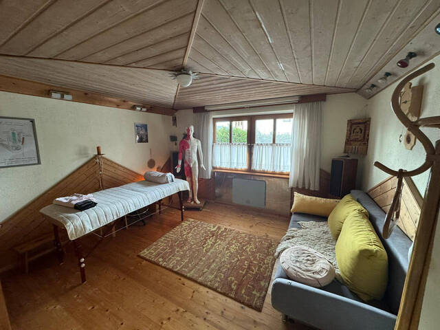 Immobilie in Wildermieming - Ruhig gelegenes Mehrfamilienhaus mit drei Einheiten und Garten - Bild 3