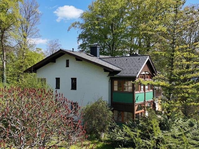Immobilie in Altmünster - Zwei Wohnungen. Ein Haus. Und Platz für das, was einem wirklich wichtig ist. - Bild 1