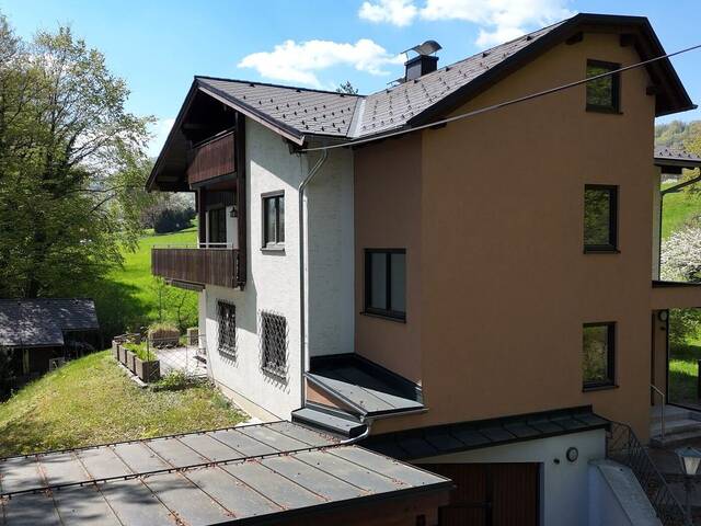 Immobilie in Altmünster - Zwei Wohnungen. Ein Haus. Und Platz für das, was einem wirklich wichtig ist. - Bild 2