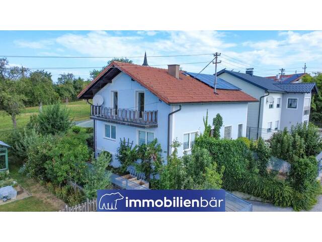 Immobilie in Neukirchen am Walde - Idyllisches Einfamilienhaus mit weitläufigem Garten - Bild 1