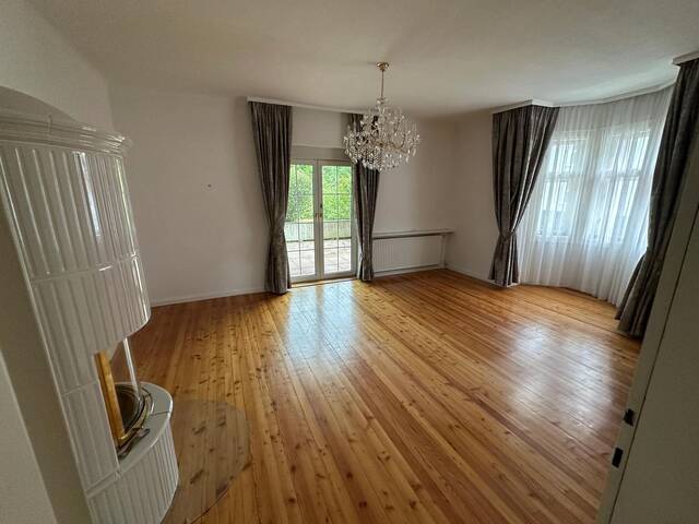Immobilie in Kirchdorf an der Krems - Stadtvilla / 3-4 Parteienhaus / Mehrfamilienhaus / Ertragsobjekt / Wohnen & Arbeiten / ... (Provisionsfrei) - Bild 0