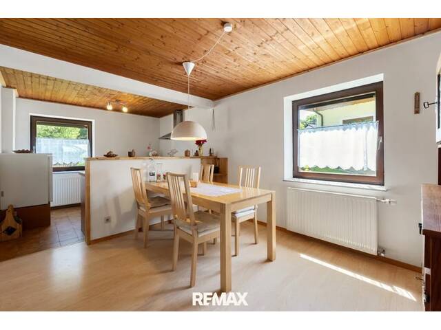 Immobilie in Maria Saal - Ihr künftiges Zuhause mit Potenzial in ruhiger Lage: zwei Wohneinheiten, sonniger Garten und herrlicher Weitblick in Maria Saal - Bild 4