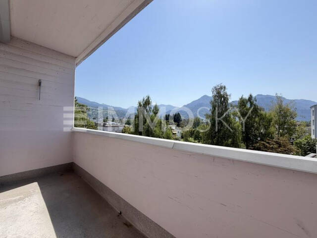 Immobilie in Dornbirn - Vier Zimmer, drei Balkone, traumhafte Aussicht - Bild 2