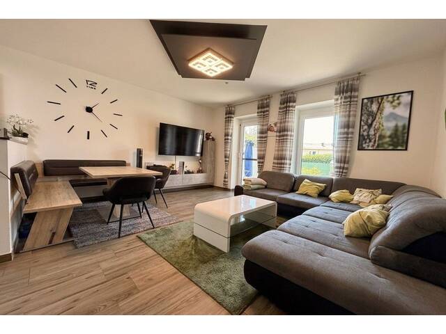 Immobilie in Ebenthal - 3-Zimmer-Wohnung mit Outdoor-Paradies - Terrasse, Garten und Pool! - Bild 4