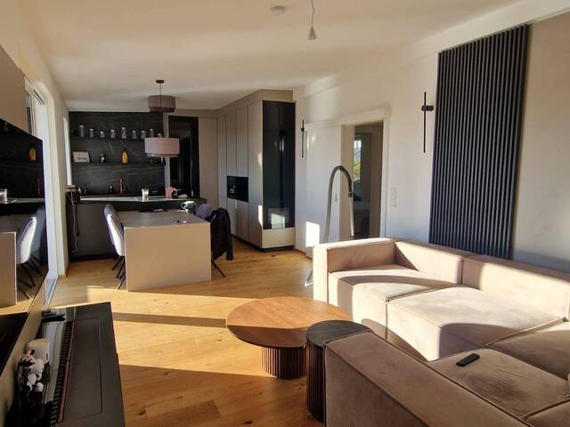 Immobilie in Weiz - Fernsicht über Weiz! Penthouse-Maisonette mit 83 m² Dachterrasse und 270 m² Garten! In Sackgassenlage! - Bild 4