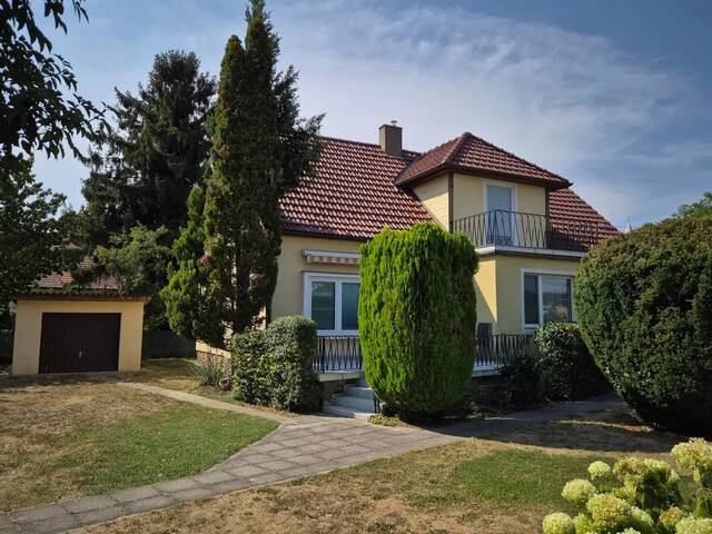 Immobilie in Asperhofen - SCHÖNES, GERÄUMIGES EINFAMILIENHAUS MIT EBENEN GRUNDSTÜCK - Bild 0