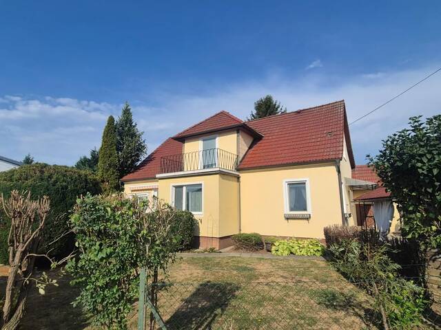 Immobilie in Asperhofen - SCHÖNES, GERÄUMIGES EINFAMILIENHAUS MIT EBENEN GRUNDSTÜCK - Bild 1