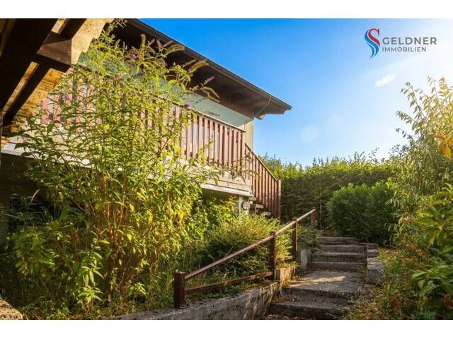 Immobilie in Ritzing - Ruhig gelegenes, gemütliches, sofort beziehbares Einfamilienhaus mit Terrasse, Kamin, Doppel-Garage und separatem Carport in Ritzing - Bild 3