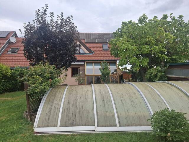 Immobilie in Günselsdorf - Charmantes Einfamilienhaus inkl. Pool, Sauna u.v.m. - Bild 4