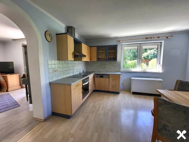 Immobilie in Obernberg am Inn - Ruhig gelegenes Wohnhaus in Siedlungslage mit viel Platz und Potenzial - Bild 1