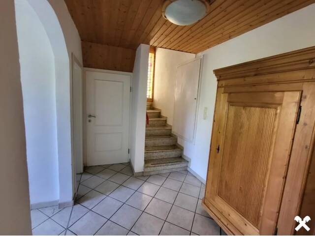Immobilie in Obernberg am Inn - Ruhig gelegenes Wohnhaus in Siedlungslage mit viel Platz und Potenzial - Bild 2
