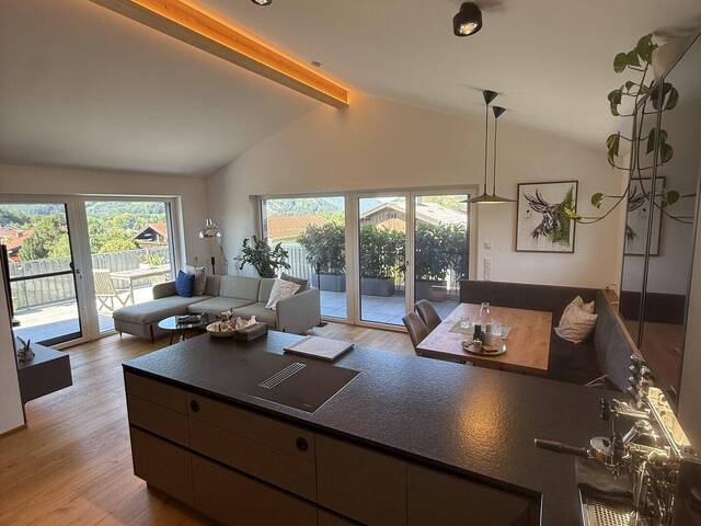 Immobilie in Faistenau - Exklusive 4-Zimmer-Dachgeschosswohnung mit 59 m² Terrasse in Faistenau - Bild 3