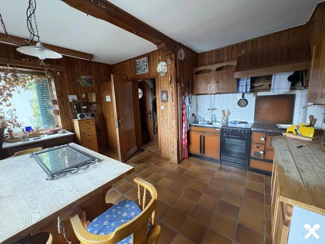 Immobilie in Braunau am Inn - Älteres Wohnhaus mit Platz für Hobby, Handwerk und Ideen - Bild 0