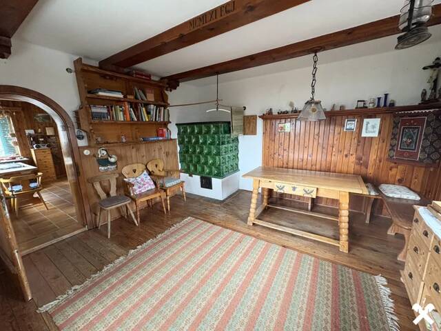 Immobilie in Braunau am Inn - Älteres Wohnhaus mit Platz für Hobby, Handwerk und Ideen - Bild 2