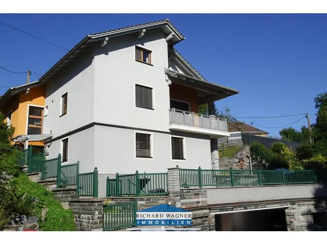 Immobilie in Mauthausen - Wohnhaus mit 2 Wohneinheiten in Mauthausen - Bild 1