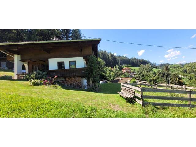 Immobilie in Reith im Alpbachtal - Einmalige Alleinlage! Hochwertiges Einfamilienhaus im Tiroler Stil auf über 900qm Grundstücksfläche. - Bild 3
