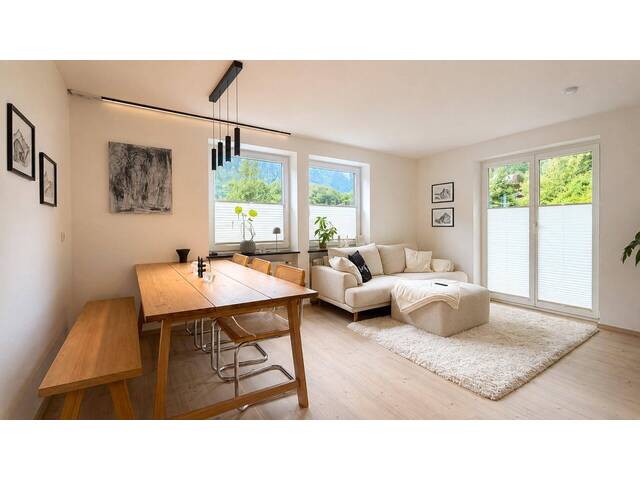 Immobilie in Finkenberg - Wohnen am Hochsteg | Modernisierte 3-Zimmer-Wohnung mit zwei Balkonen - Bild 1