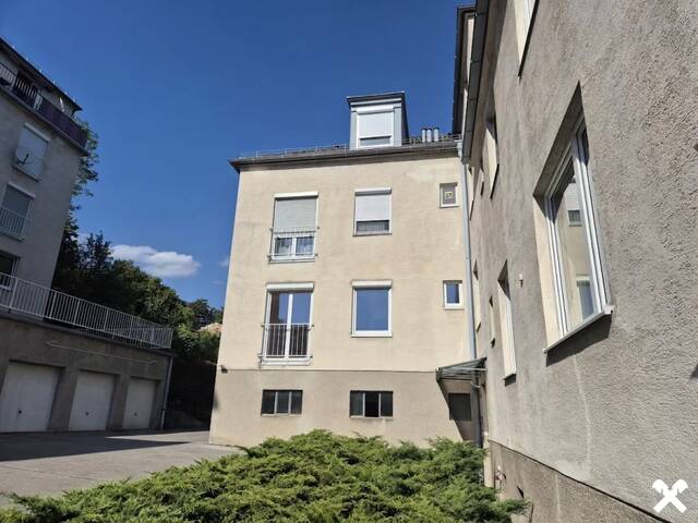 Immobilie in Klosterneuburg - LICHTDURCHFLUTETE RUHIG GELEGENE 3 ZIMMER WOHNUNG IN WEIDLING - Bild 2