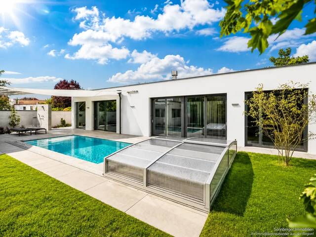 Immobilie in Enns - UNIQUE – Architektenhaus mit Sauna, Pool & beheiztem Poolhaus in Enns - Bild 1