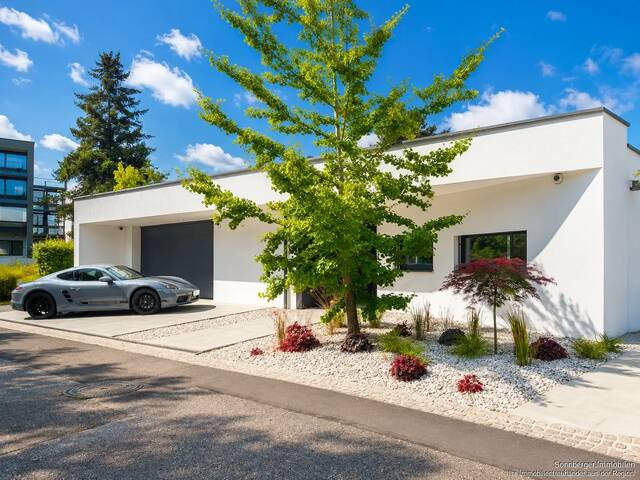 Immobilie in Enns - UNIQUE – Architektenhaus mit Sauna, Pool & beheiztem Poolhaus in Enns - Bild 3
