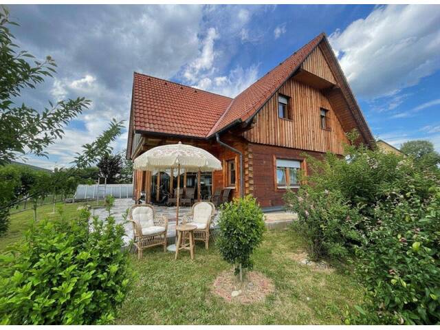 Immobilie in Obervogau - Obervogau - Charmantes Einfamilienhaus mit 4 Zimmern und einem 2ten kleinen Haus sowie Doppelcarport - vielseitig verwendbar! - Bild 1