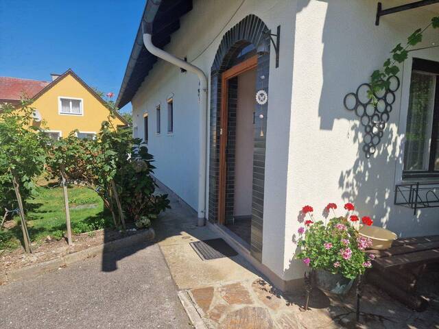 Immobilie in Eibiswald - Handwerker gesucht - ländliches Einfamilienhaus mit Flair und einem wunderschönen südlichen Weitblick in Oberlatein - 8552 Eibiswald - Bild 1