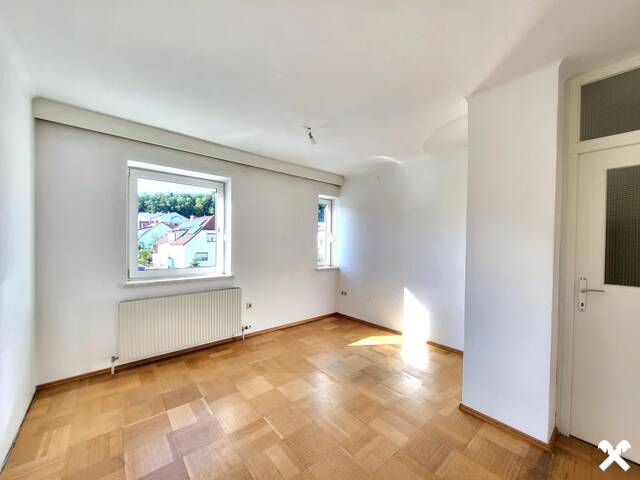 Immobilie in St. Florian - Wohnung mit charmantem Charakter im Herzen von St. Florian! - Bild 1