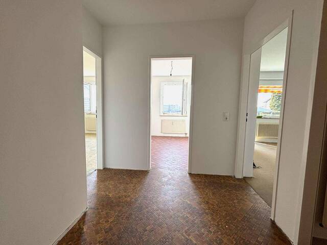 Immobilie in Leonding - Gemütliche Erdgeschosswohnung mit Balkon, Parkplatz & Keller! - Besichtigungstermine finden am 27.08.2026 statt. - Bild 1