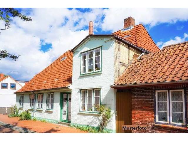 Immobilie in Kottingneusiedl - Kleines Haus, großes Potenzial - Einfamilienhaus mit Garten - Bild 0