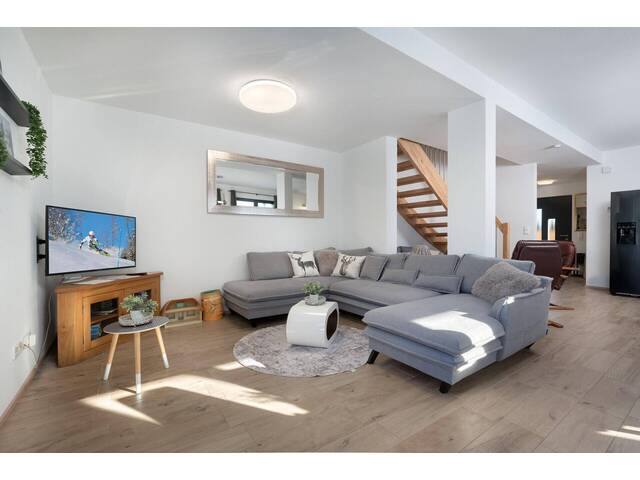 Immobilie in Fieberbrunn - Modernes Wohnhaus mit vier Einheiten - Bild 2