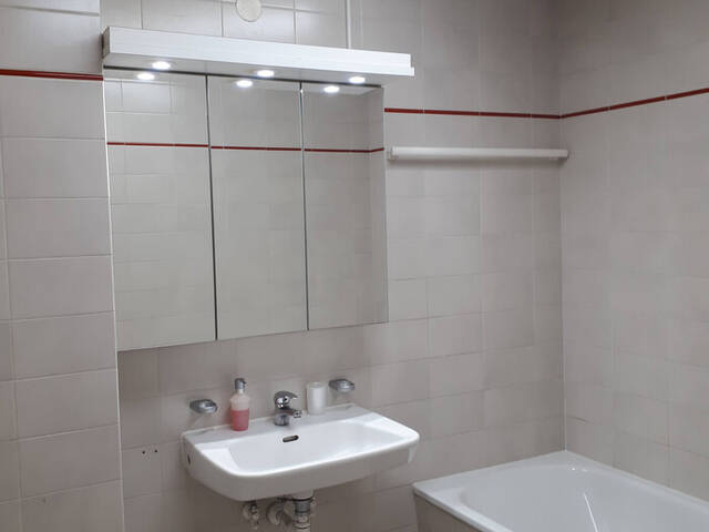 Immobilie in Kennelbach - Privatverkauf: 3-Zimmer-Eigentumswohnung in Kennelbach mit Tiefgaragenplatz – ruhige Lage - Bild 3
