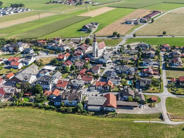 Immobilie in Straßwalchen - NEST mit AUSSICHT | Großzügiges Hanggrundstück mit Bestand | Irrsdorf - Bild 2