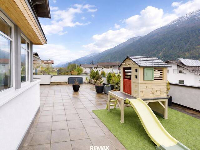 Immobilie in Tarrenz - Neuer Preis!! Großzügige 5-Zimmer-Wohnung mit Terrasse und Kamin in Tarrenz! - Bild 2