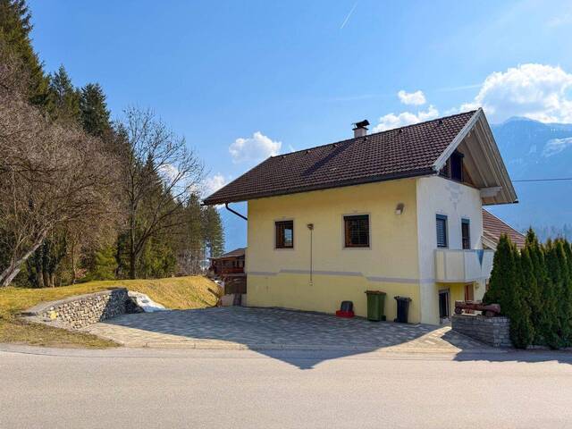 Immobilie in Irschen - DOPPELHAUSHÄLFTE IN KÄRNTEN - RAUMWUNDER IN SONNIGER WALDRANDLAGE IN IRSCHEN/GRÖFELHOF - Bild 1
