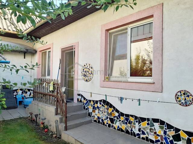 Immobilie in Gols - Haus mit Potenzial & privatem Innenhof im Ortskern von Gols - Bild 1