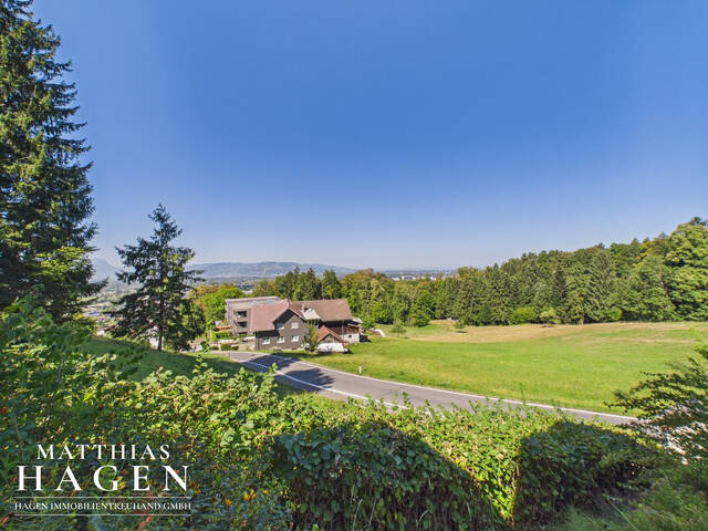 Immobilie in Bildstein - Großzügiges Einfamilienhaus mit traumhafter Aussicht bis zum Bodensee in Bildstein - Bild 2