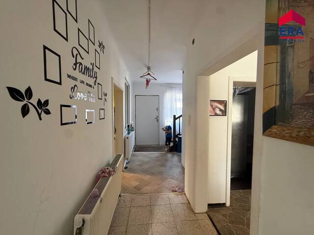 Immobilie in Altlichtenwarth - NEU: Viel Platz für Familie, Hobby und Werkstatt - Einfamilienhaus mit 4 Garagen und neuem Dach - Bild 1