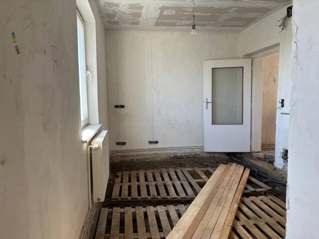 Immobilie in Kalsdorf bei Graz - Schmuckes älteres Häuschen mit Potenzial zur individuellen Gestaltung samt Nebengebäude im Freiland - Bild 4